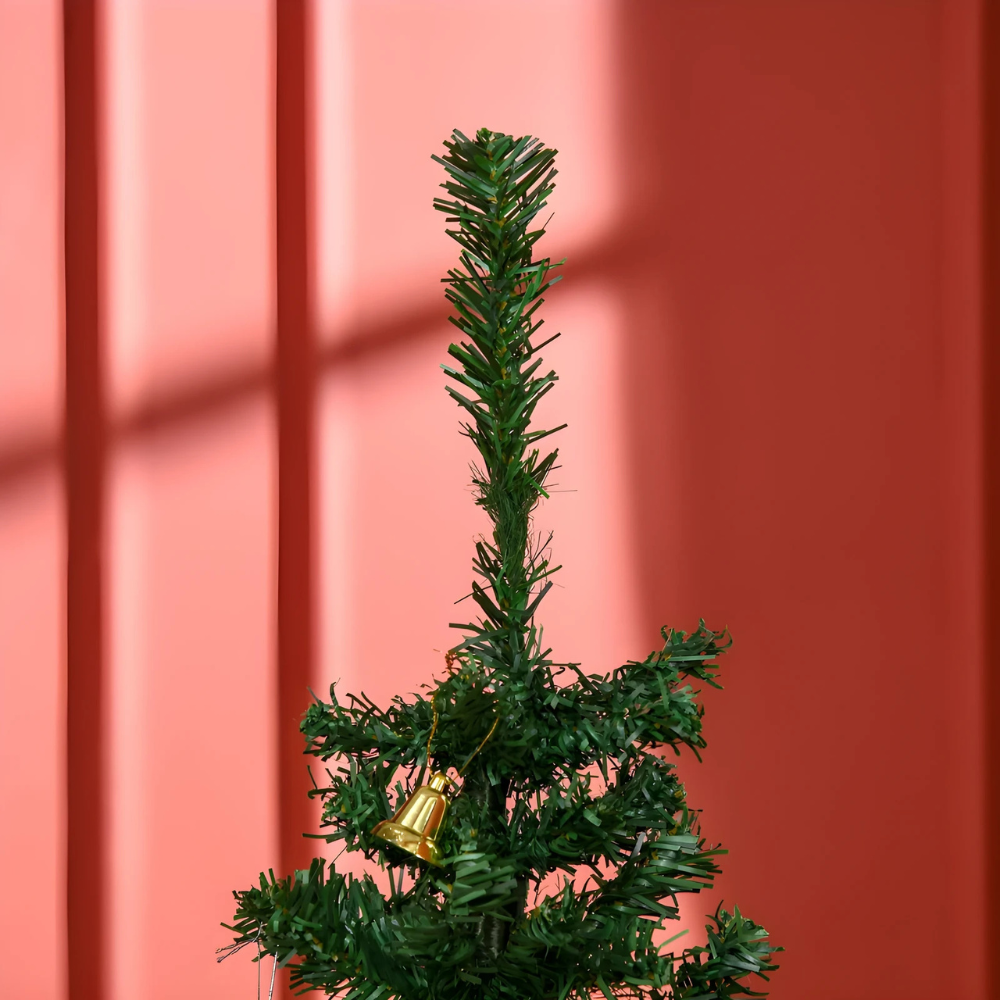 Brad artificial Crăciun 1.80 m cu 45 decorațiuni + instalație LED 10 m