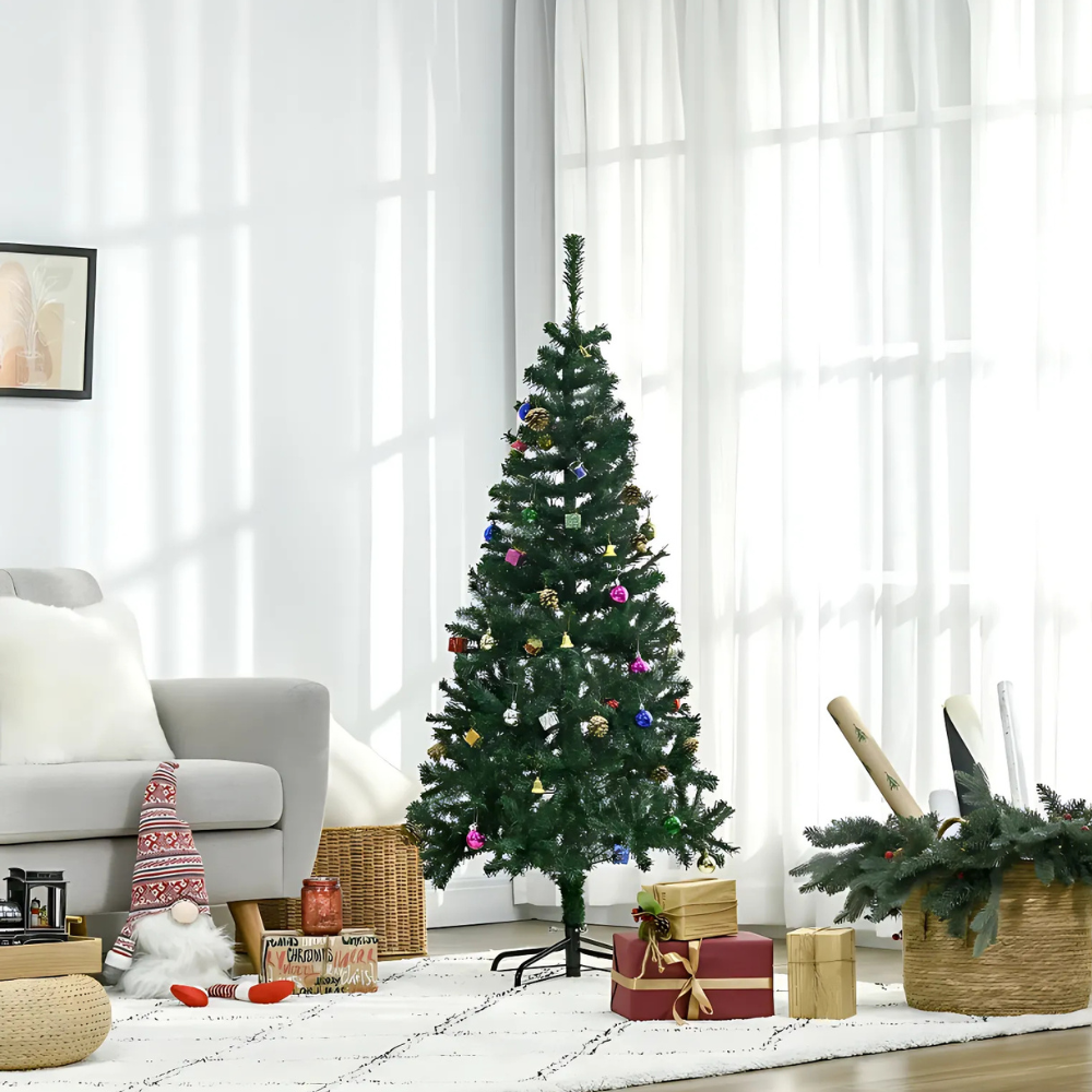 Brad artificial Crăciun 1.80 m cu 45 decorațiuni + instalație LED 10 m